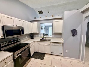 4 bedrooms - Family Superior 4BD House Near Disney Parks (Haines City)