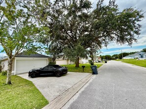 House, Accessible, Smoking | 4 bedrooms - Family Superior 4BD House Near Disney Parks (Haines City)