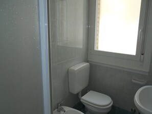 Apartment, 1 Schlafzimmer | Badezimmer