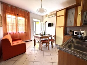 Leilighet, 2 soverom, balkong | Oppholdsrom