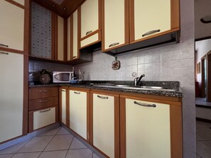 Apartment, 2 Schlafzimmer, Balkon | Innenbereich