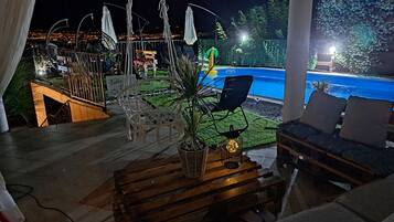 Villa, 5 Bedrooms, Smoking, Private Pool | Living room