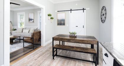 Charming Midtown Bungalow • 2BR, 2BA • 15 Mins to Ft Moore