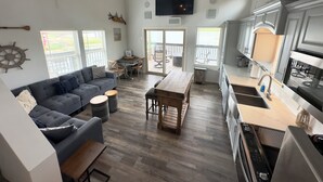 Cabin (Cabin #100) | Living area - Belas Resort (Willis)