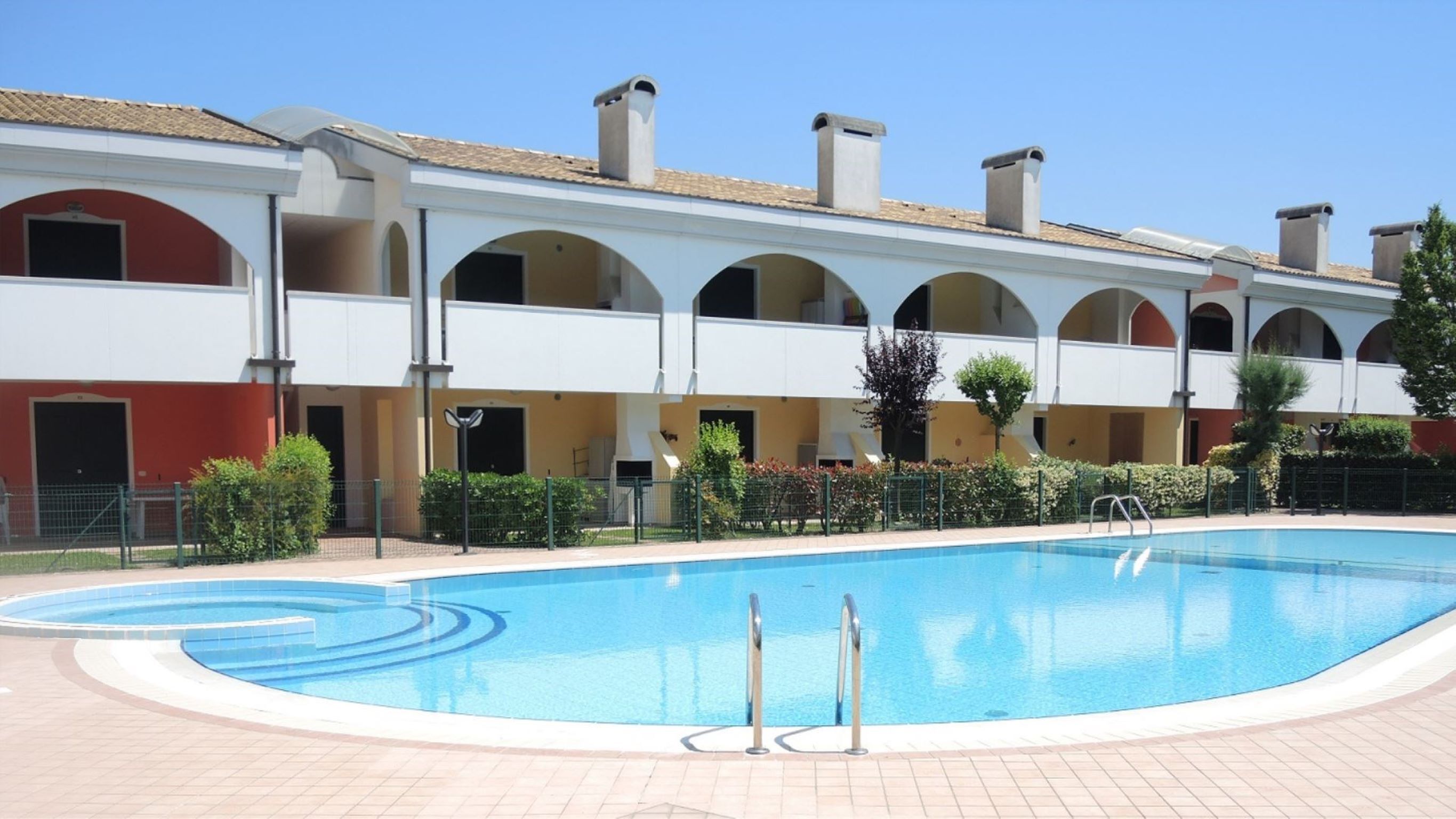 Utomhuspool