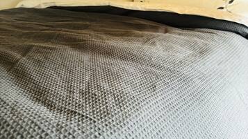 1 bedroom, in-room safe, iron/ironing board, free WiFi