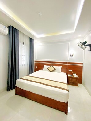 Deluxe-Zimmer | 1 Schlafzimmer, kostenloses WLAN, Bettwäsche