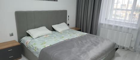 1 bedroom, iron/ironing board, WiFi, bed sheets