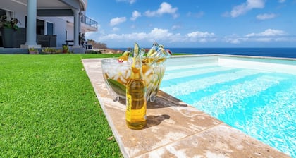 Villa Caruso With Private Pool and Spectaculair sea View 2 Minutes From Beach