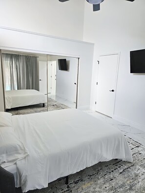 3 bedrooms, WiFi, bed sheets