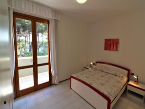 Hus - 3 sovrum - balkong - utsikt mot trädgården | 3 sovrum