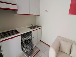 Interior - Lovely and Cozy Apartment in a Residence Close to the Beach by Beahost Rentals (Lignano Sabbiadoro)