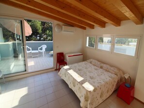 Apartment, 3 Bedrooms, Balcony, Garden View