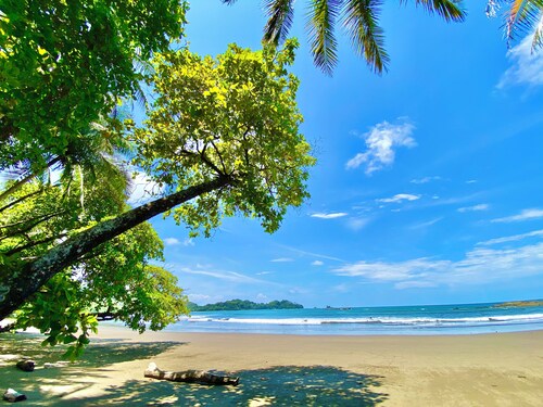 Uvita Beach House: Your ideal hub for Exploring the Lush Southern Zone of CR