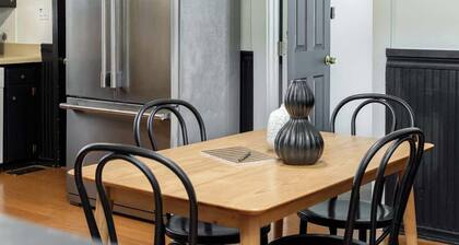 4 BDR Fresno Darling near Save Mart Center