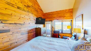 1 bedroom, internet, bed sheets