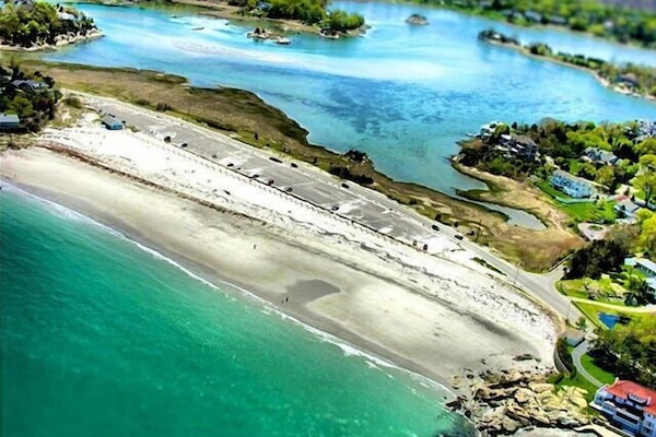 Breathe in fresh air with serene lakeside panoramas nearby.