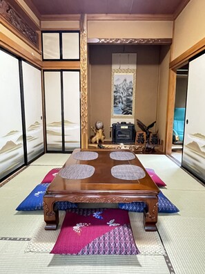 Japanese-style Villa | Living area | 50-inch flat-screen TV with digital channels, fireplace, Netflix - ELM On The Beach (Kitaibaraki)