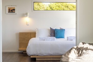 2 habitaciones, decoración personalizada y muebles diferentes 