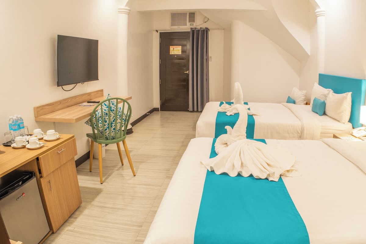 Elite Room, 2 Queen Beds