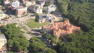 Apartment, 3 Bedrooms, Balcony, Garden View | Exterior