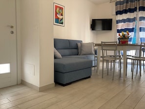 Apartment, 3 Schlafzimmer, Balkon, Gartenblick | Wohnbereich