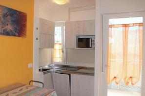 Appartamento, 2 camere da letto, balcone, vista città | Interni