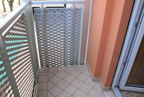 Lejlighed - 2 soveværelser - balkon - byudsigt | Balkon