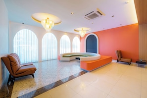 Reception - M CASA HOTEL PATTAYA (Pattaya)