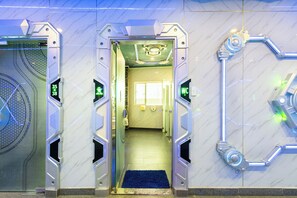 Hallway - Huazhu Capsule (Ho Chi Minh City)