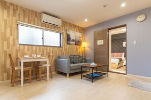 City Quadruple Room | Free WiFi