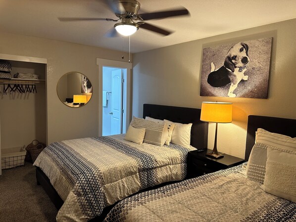 2 bedrooms, iron/ironing board, WiFi, bed sheets