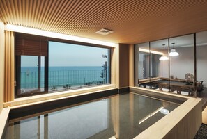 Suite, 2 Schlafzimmer | Hochwertige Bettwaren, Daunenbettdecken, individuell dekoriert