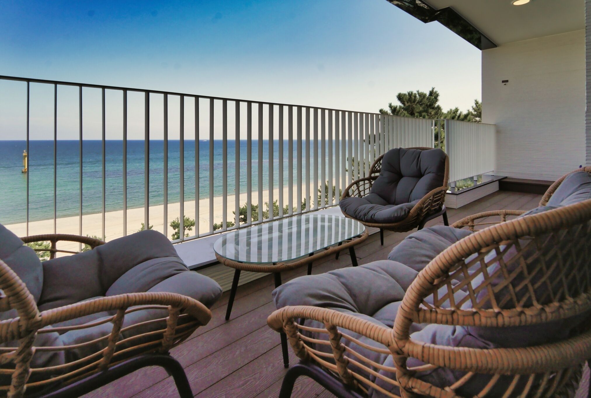 Penthouse | Premium bedding, down comforters, individually decorated