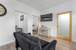 TV, offices
