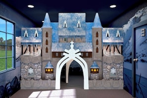 Exterior - Vor5457cd: 9 Bed, Volcano, Enchanted Castle, Theater (Orlando)