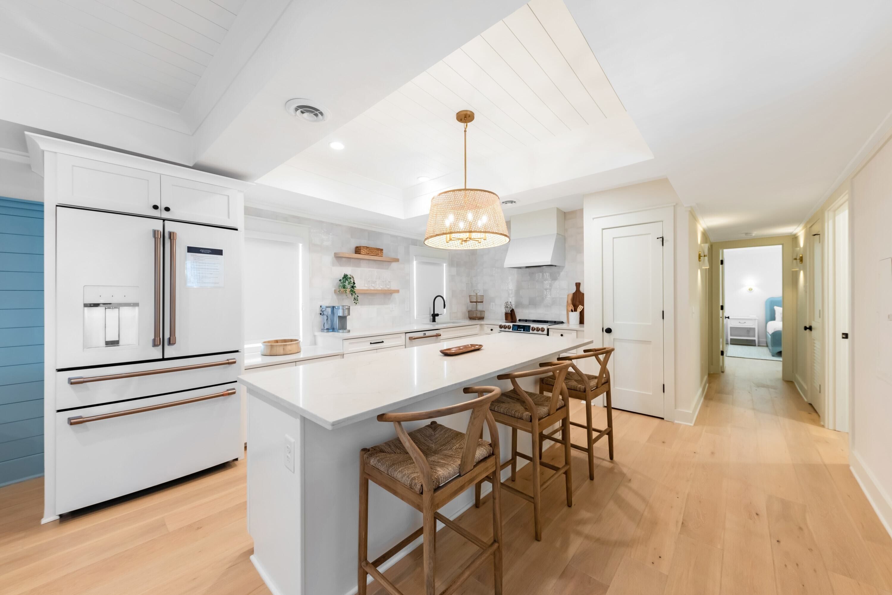 雪櫃、微波爐、焗爐、爐具