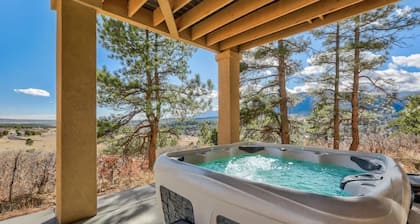 Stargazer Paradise! Hot Tub, Gym & Man Cave