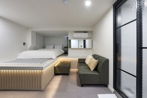 Suite | 高档床上用品、免费 WiFi、床单