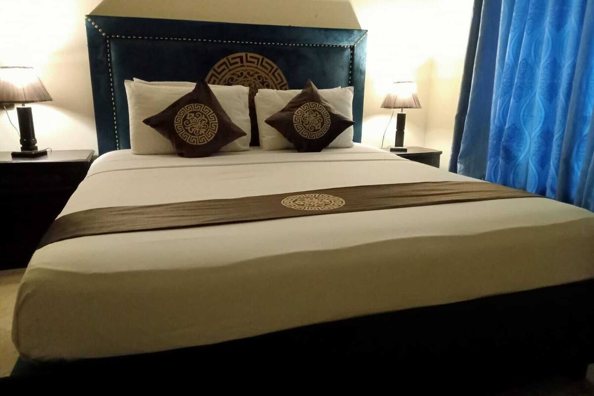 deluxe double room | free wifi