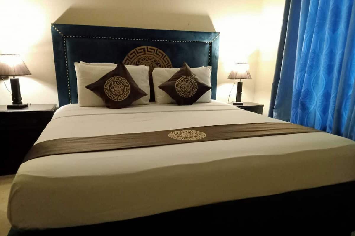 Deluxe Double Room | Free WiFi