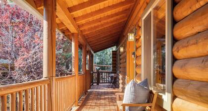 Hot Tub, Foosball, Ping Pong + BBQ Grill | 10mins to Bear Mountain | Tanglewood