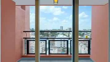 Studio Suite Presidensial | Balkon