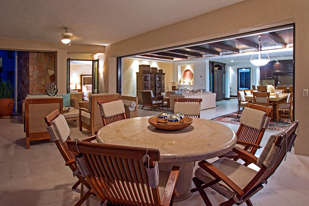 Condo básico | Servicio a la habitación