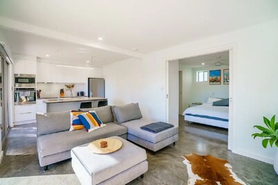 Loxton Riverfront Apartment