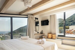 4 makuuhuonetta, silitysrauta/-lauta, vauvan matkasänky, ilmainen Wi-Fi