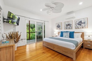 4 chambres, fer et planche à repasser, accès au Wi-Fi (inclus)