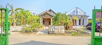 Hotel O Surya Indah Homestay Syariah