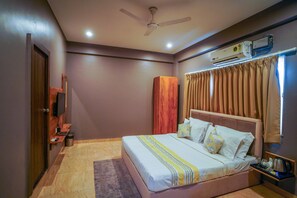 Premium Room | Free WiFi - Hotel Shree (Indore)