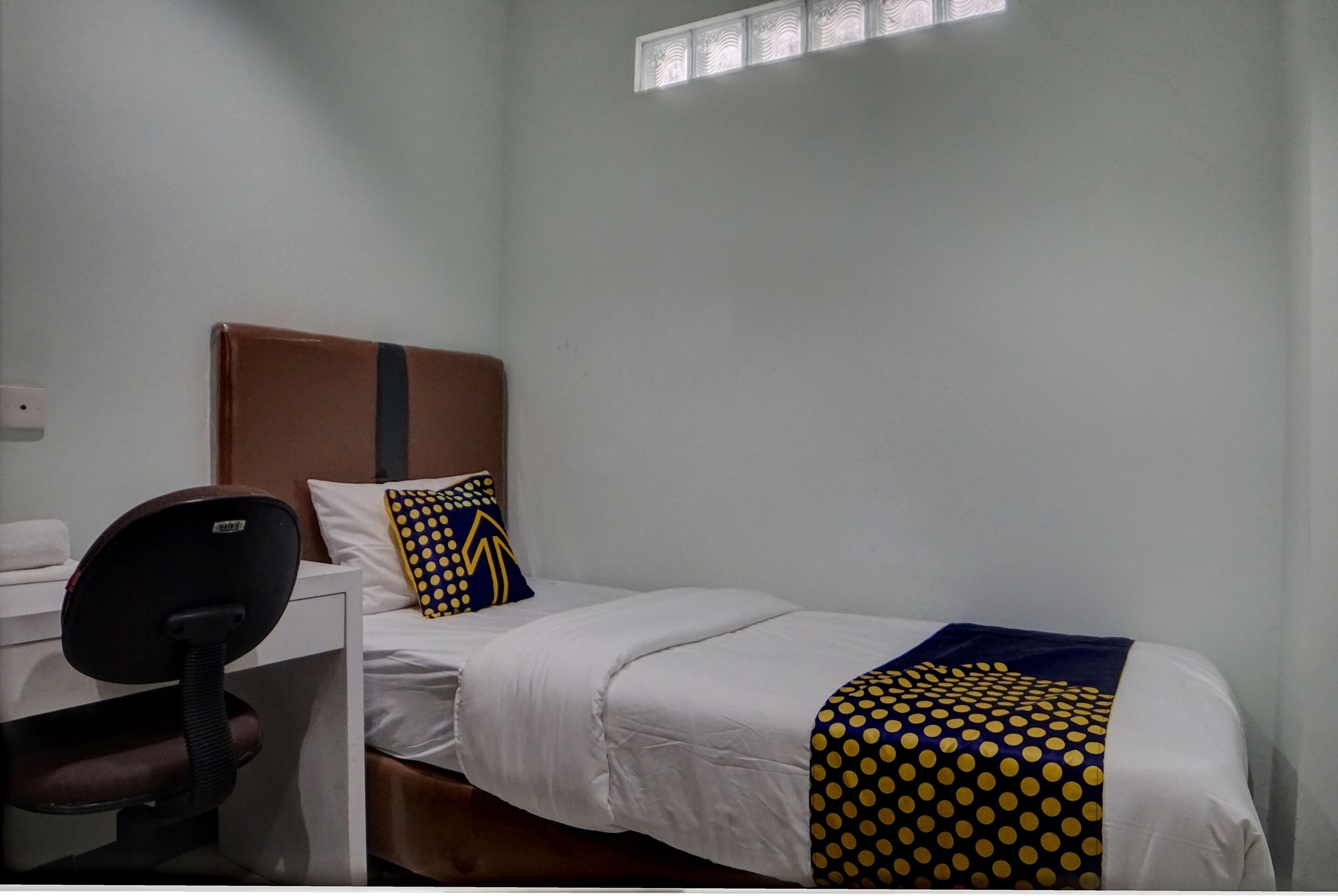 Foto - RedDoorz Hostel at FInest Medan